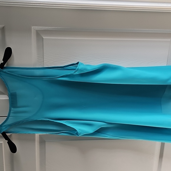 NWOT The Pyramid Collection Sleeveless Asymettrical Hem Lightweight Tunic Large - Picture 7 of 13